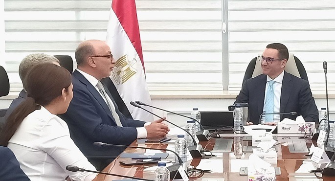 وزير الاستثمار يبحث مع الرئيس التنفيذى لشركة Intelcia فرص التعاون فى مجالات التعهيد وخدمة العملاء