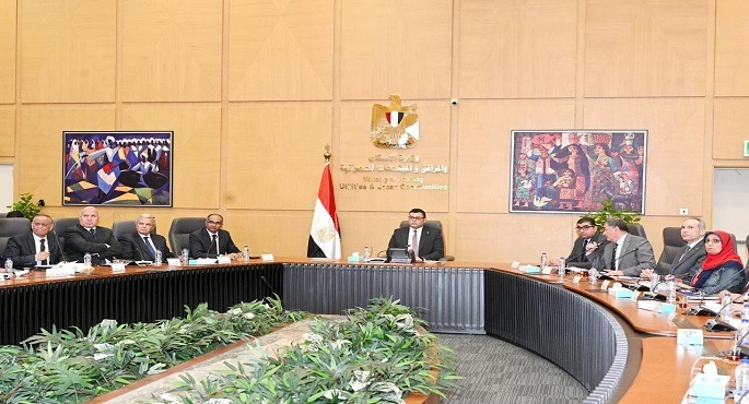 وزير الإسكان يتابع موقف تنفيذ مشروعات المبادرة الرئاسية “حياة كريمة” بمحافظتى أسيوط والمنيا
