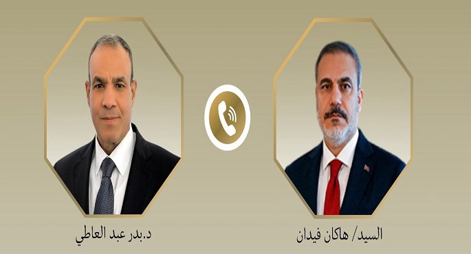 وزير الخارجية ونظيره التركى يبحثان هاتفيًا الجهود الرامية إلى العودة لاتفاق وقف إطلاق النار فى غزة