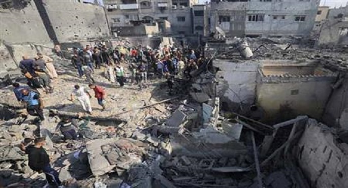 استشهاد 11 فلسطينيا فى قصف استهدف حى التفاح بمدينة غزة