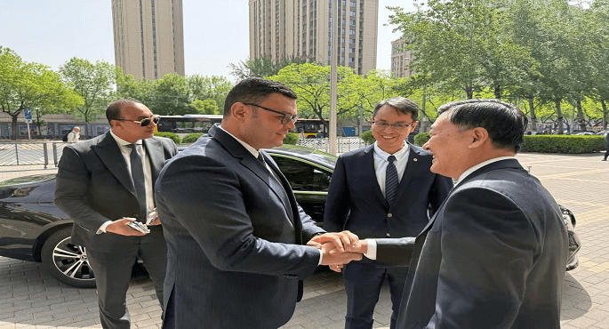 بالصور .. وزير الإسكان يلتقى نظيره الصينى فى “بكين ” لبحث سبل التعاون المستقبلى