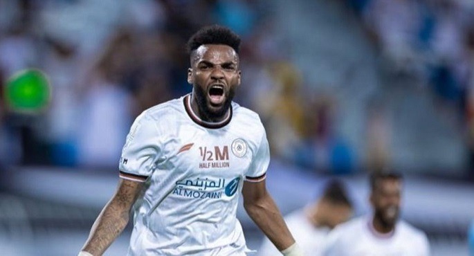الزمالك: ننتظر موقف فيفا بعد وفاة الجابونى آرون بوبيندزا