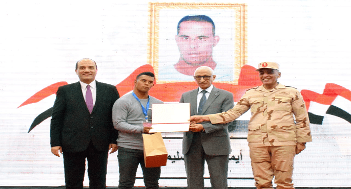 القوات المسلحة تدفع عددًا من اللجان لشمال سيناء لإنهاء المواقف التجنيدية لذوى الهمم وكبار السن