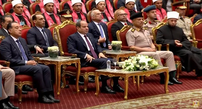الرئيس السيسى يشارك فى حفل تخرج الدورة الثانية لتأهيل أئمة وزارة الأوقاف