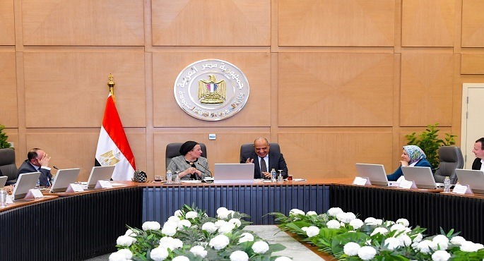 بالصور.. وزيرا الكهرباء والبيئة يبحثان سبل العمل المشترك والتنسيق والتعاون فى قضايا البيئة والطاقات المتجددة