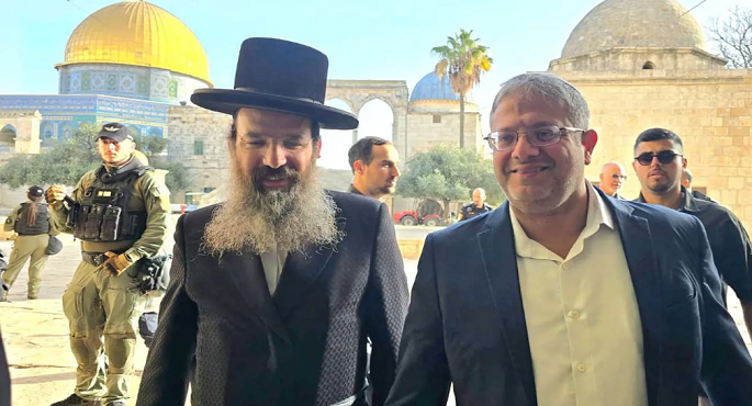 وزير الأمن القومى الإسرائيلى يقتحم باحات المسجد الأقصى