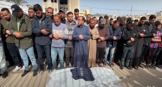 بعد استشهاد صحفى وعائلته .. حماس تطالب بتحرك عاجل من المجتمع الدولى لوقف إسرائيل ومحاسبة قادتها