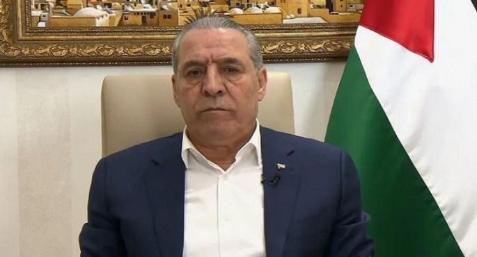 “تنفيذية منظمة التحرير” تصادق على تعيين حسين الشيخ نائبا للرئيس الفلسطينى