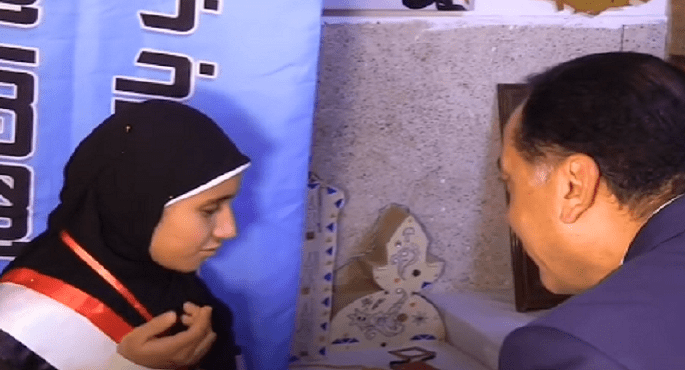 الحكومة تلتقي بطالبة من ذوى الهمم بعد تلبية طلبها بمنحة لدراسة البرمجة
