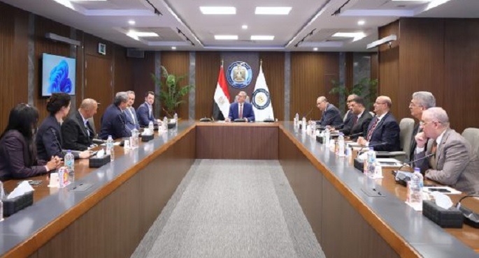 وزير البترول يبحث مع وفد أمريكى التعاون فى الطاقة المتجددة والبنية التحتية الذكية