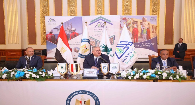 وزير البترول يشيد بالنتائح التى حققتها “غاز مصر”