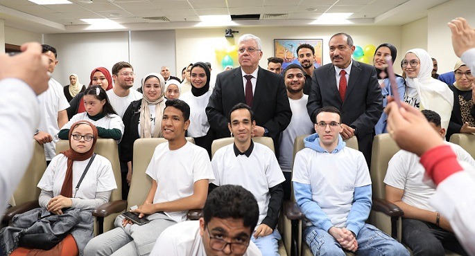 بالصور.. وزير التعليم العالى يثنى على تنفيذ ورش عمل دمج المعاهد العليا المتميزة فى التصنيف الدولى