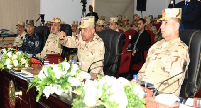 بالفيديو.. وزير الدفاع يشهد تنفيذ مشروع مراكز القيادة التعبوى لقوات الدفاع الجوى والقوات الجوية