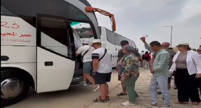 وزير السياحة يتابع التشغيل التجريبى لمشروع تطوير الخدمات بمنطقة أهرامات الجيزة