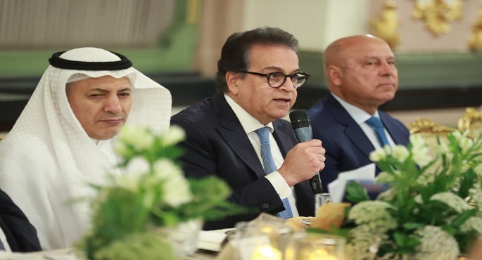 بالصور.. وزير الصحة: مصر تمتلك كوادر طبية وتمريضية على أعلى مستوى