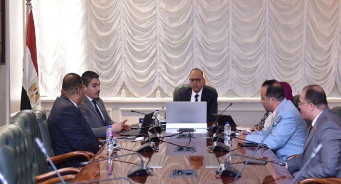 وزير العمل يبحث مع الأكاديمية العربية السعودية التعاون بمجالات التدريب المهنى وتأهيل الشباب
