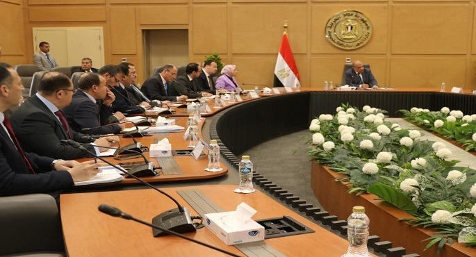 بالصور.. وزير الكهرباء يواصل مراجعة الإجراءات الخاصة بتأمين التغذية الكهربائية خلال فصل الصيف