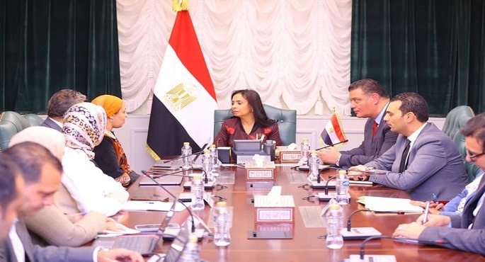 وزيرة التضامن الاجتماعى تبحث تنسيق الجهود لتطوير مؤسسات الرعاية الاجتماعية مع مؤسسة حياة كريمة