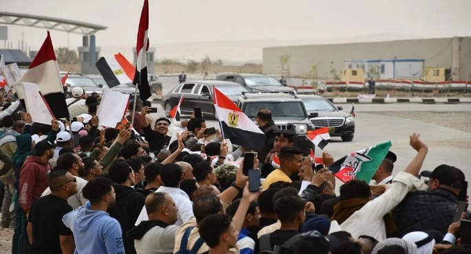 بالفيديو ..الرئيس السيسى ونظيره الفرنسى يزوران مدينة العريش بمحافظة شمال سيناء