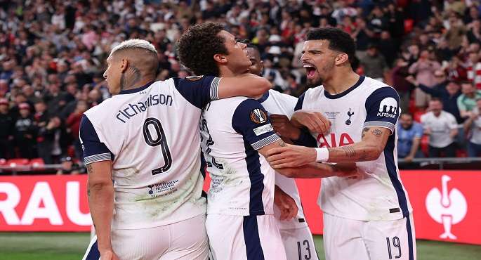 توتنهام يتوج بلقب الدورى الأوروبى بفوزه على مانشستر يونايتد ١-٠
