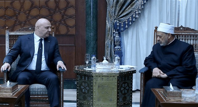 شيخ الأزهر: لبنان بلد عزيز على كل عربى ومسلم وندعو الله أن ينعم عليه بالأمن والأمان