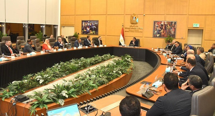 وزير الإسكان يلتقى مجلس إدارة غرفة صناعة التطوير العقارى باتحاد الصناعات المصرية