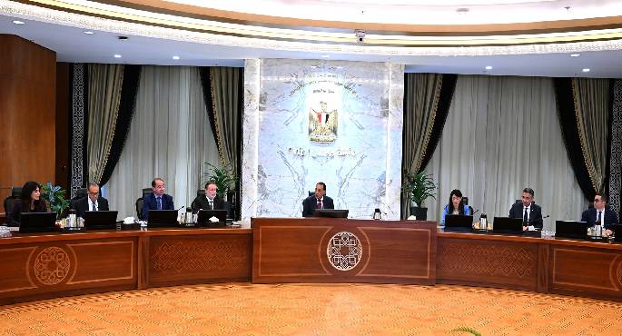 رئيس الوزراء يترأس اجتماع المجموعة الوزارية الاقتصادية