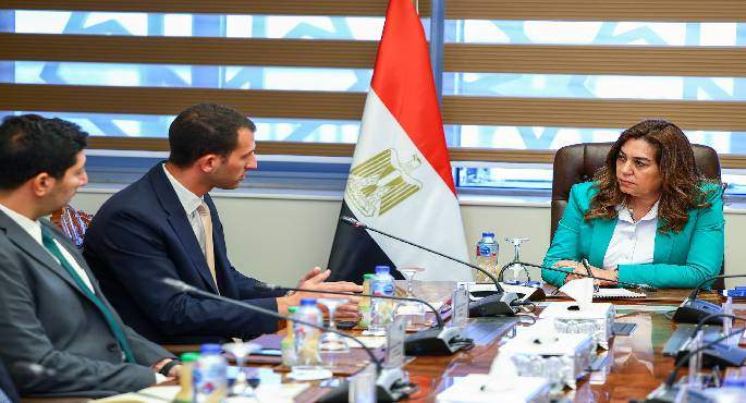 وزيرة التنمية المحلية تبحث مع ممثلى “انطلاق” ورابيت موبيليتى مجالات التعاون