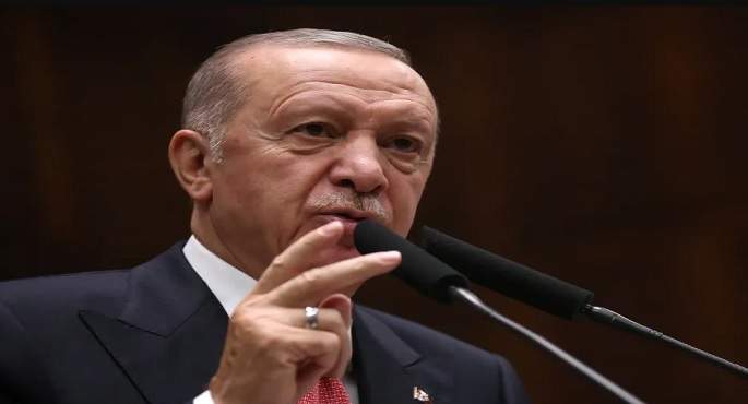 تركيا: أردوغان أبلغ بزشكيان استعداد أنقرة للتوسط بين إيران وأمريكا