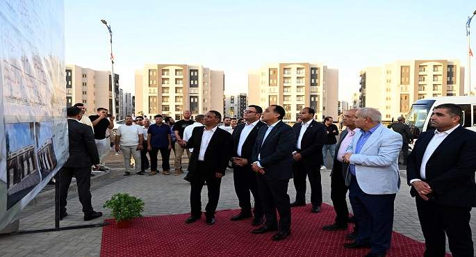 رئيس الوزراء يتفقد مشروعات الإسكان بحدائق العاصمة.. ويؤكد حرص الرئيس السيسى على متابعة التنفيذ