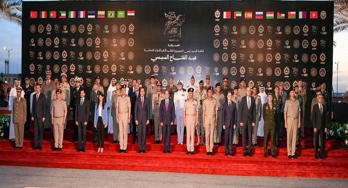 بالفيديو.. السيسى يشهد افتتاح بطولة العالم العسكرية للفروسية بالعاصمة الإدارية