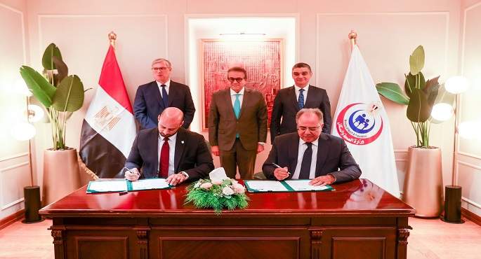 وزير الصحة يشهد توقيع بروتوكول تعاون مع “فيليبس” بهدف دعم الصناعة المحلية