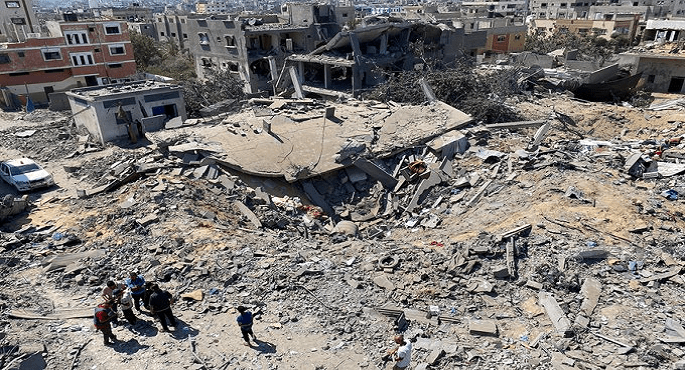إسرائيل تنذر بإخلاء محيط ميناء غزة.. واستشهاد 47 خلال الساعات الـ24 الماضية بالقطاع
