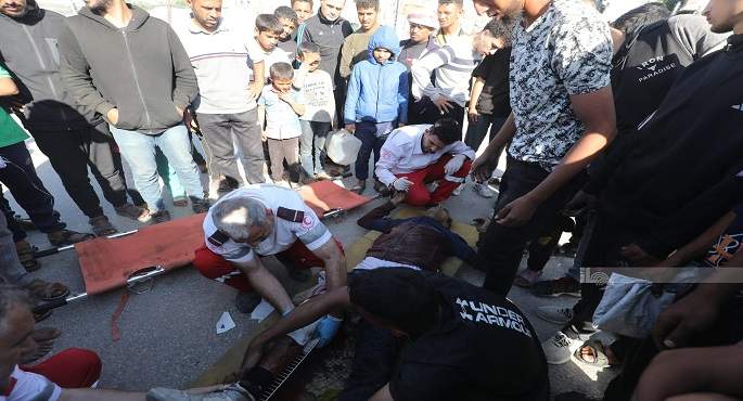 استشهاد 17 فلسطينيا وانتشال جثامين 99 آخرين فى قطاع غزة منذ فجر اليوم