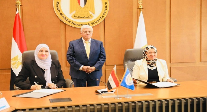 “تطوير التعليم بالوزراء” و”بحوث الإلكترونيات” يوقعان بروتوكول تعاون لتأهيل العمالة الفنية فى التكنولوجيا