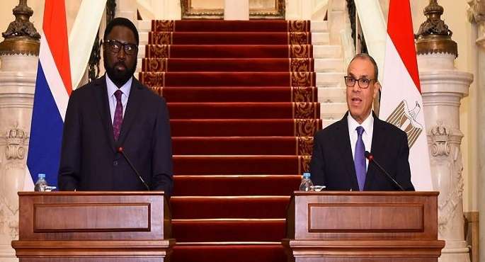 وزير الخارجية يشيد بعلاقات التعاون بين مصر وجامبيا