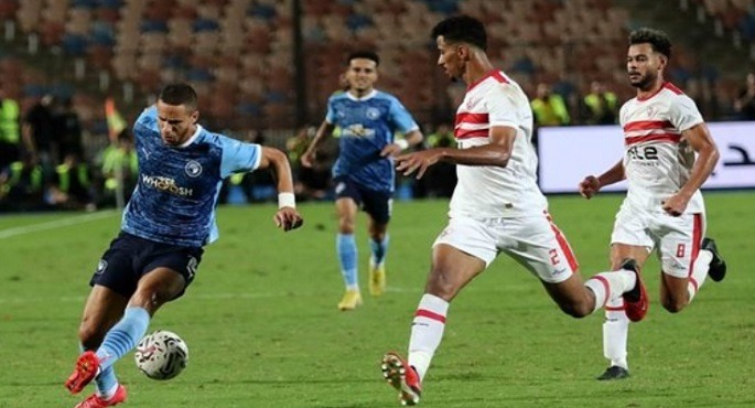 الزمالك يواجه بيراميدز في مباراة حاسمة بالدوري الممتاز