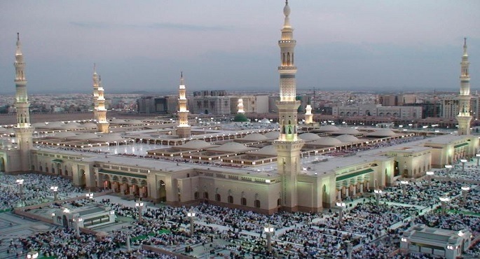 “الشؤون الدينية” بالمسجد النبوى تقدم خدمات متعددة اللغات لضيوف الرحمن وتعزز التوعية الميدانية