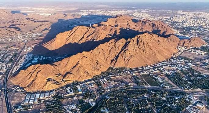 “أُحد”.. الجبل الذى أحبّه النبى الكريم فى المدينة المنورة
