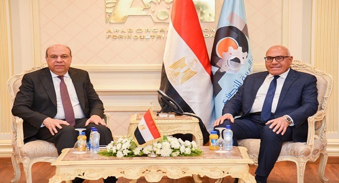 بالصور.. رئيس الهيئة العربية للتصنيع ووزير الطيران المدنى يشهدان توقيع بروتوكول تعاون مشترك