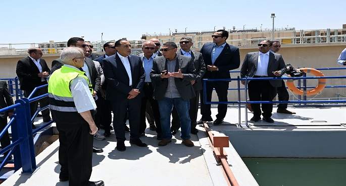بالصور.. رئيس الوزراء يتفقد مشروع رفع كفاءة محطة تنقية مياه الشيخ زايد