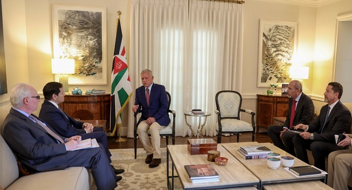 عاهل الأردن لوزير خارجية أمريكا: يجب وقف إطلاق النار فورًا فى غزة واستئناف دخول المساعدات
