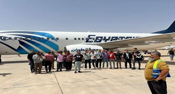 بالصور.. الخارجية تعلن إعادة 71 مواطنا مصريا من ليبيا تنفيذا لتوجيهات الرئيس