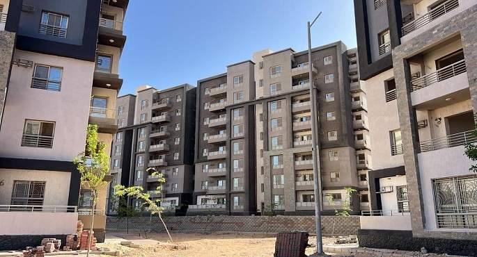 بالصور.. وزير الإسكان: إزالة التعديات عن 93 فدانا واستكمال مشروعات مدينة ملوى الجديدة