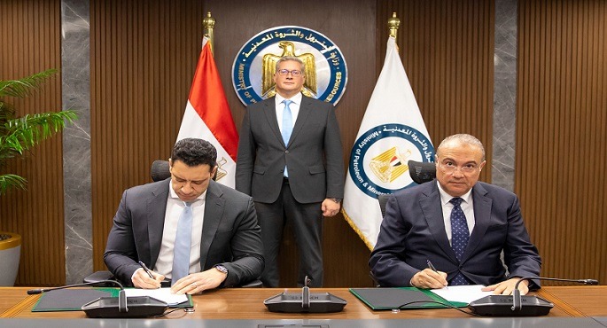 وزير البترول يشهد توقيع اتفاقية بين إيجاس وهاربور إنرجى للتوسع فى عمليات الغاز الطبيعي فى منطقة دسوق