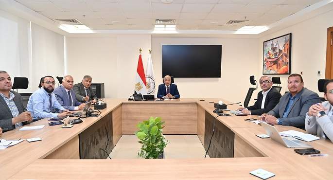 وزير الرى يبحث حالة المنظومة المائية بمحافظتى الإسكندرية والبحيرة