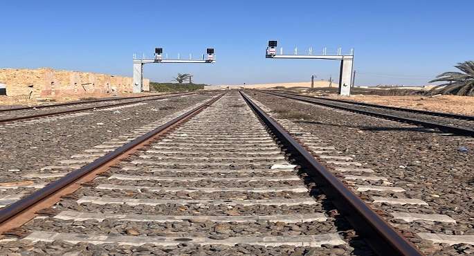 بالصور .. وزير الصناعة والنقل يعلن دخول أبراج الإشارات الرئيسية في محطات: الزقازيق، والإسماعيلية والفردان غرب الخدمة