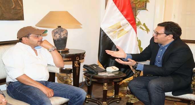 وزير الثقافة يبحث مع النجم محمد هنيدى تقديم عروض مسرحية بالمحافظات