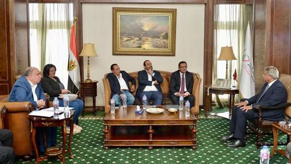 رئيس الأعلى للإعلام يستقبل وفد نقابة الصحفيين