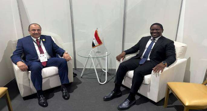 وزير قطاع الأعمال: مستعدون لنقل التجربة المصرية الرائدة عمرانياً وسياحياً إلى أنجولا